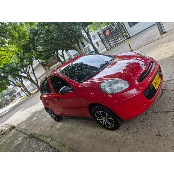 Nissan March 1.6 Active