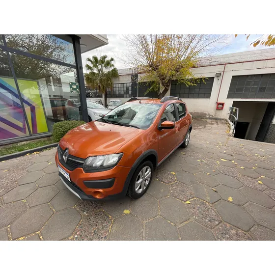 Renault Sandero Stepway 1.6 Dynamique 105cv