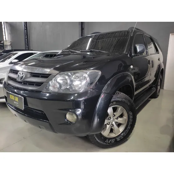 Toyota Hilux 3.0 Srv Cab. Dupla 4x4 Aut. 4p