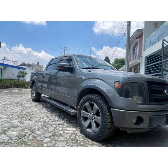 Ford Lobo 5.0l Xlt Cabina Doble 4x4 Mt