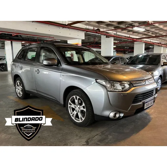 Mitsubishi Outlander 3.0 Gt 4x4 V6 24v Gasolina 4p Automático