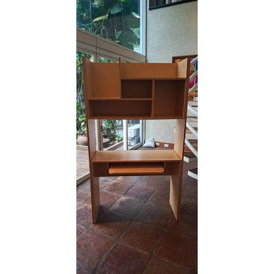 Escritorio De Estudio