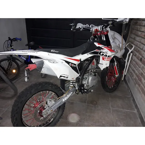 Moto Enduro Gaf 250gx