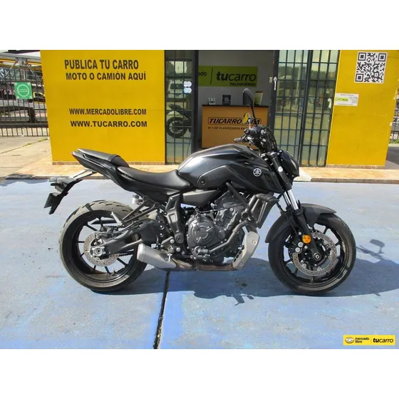 Moto Yamaha Mt-07