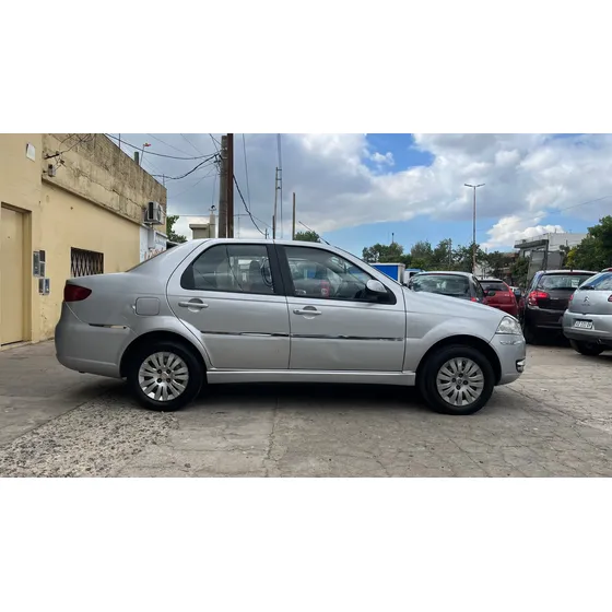 Fiat Siena 1.4 Attractive C/alarma Rstii
