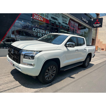 Mitsubishi L200 4p Gls Doble L4/2.4/t Diesel Aut 4x4 Mitsubishi L200 4p Gls Doble L4/2.4/t Diesel Aut 4x4