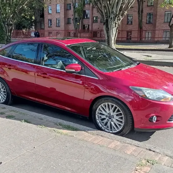 Ford Focus 2013 2.0 Titanium