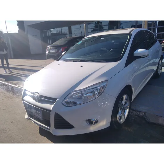 Ford Focus 5p 2.0l N Mt Se Plus