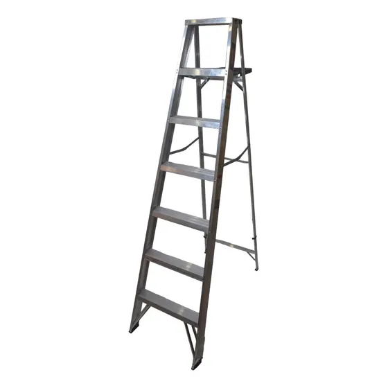 Escalera De Tijera Aluminio C/plataforma Akron 6 Esc 77-79