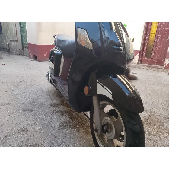 Benelli Scooter 125