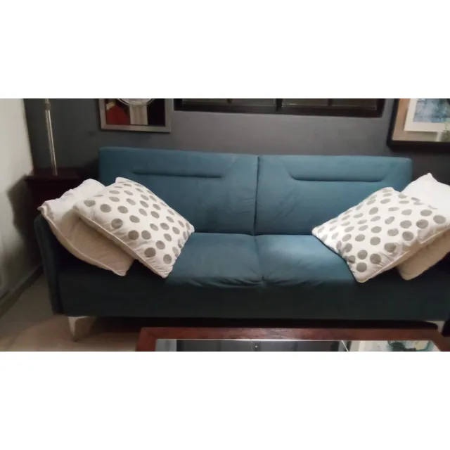 Sofa Cama Con Forros Adicionales, Medida 204cm, Como Nuevo!