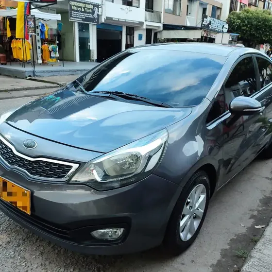 Kia Rio Sedán 2014 1.2 Ub Ex