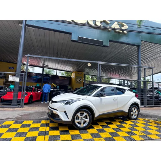 Toyota Ch-r Base