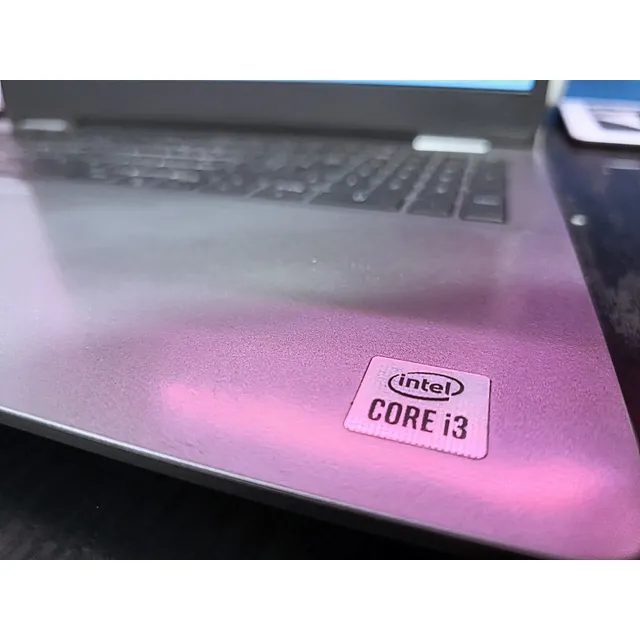 Laptop Dell I3 10ma Generación Dos Discos Duros 1tb Y 256gb Gris
