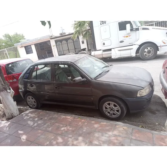 Volkswagen Pointer 1.6 City Mt