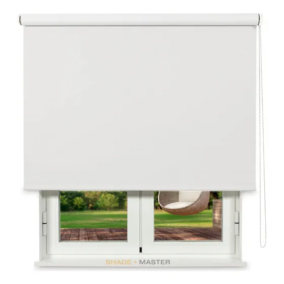 Cortina roller Blackout Shade Master CORT0051 de 130cm x 140cm liso color blanco - unidad por 1