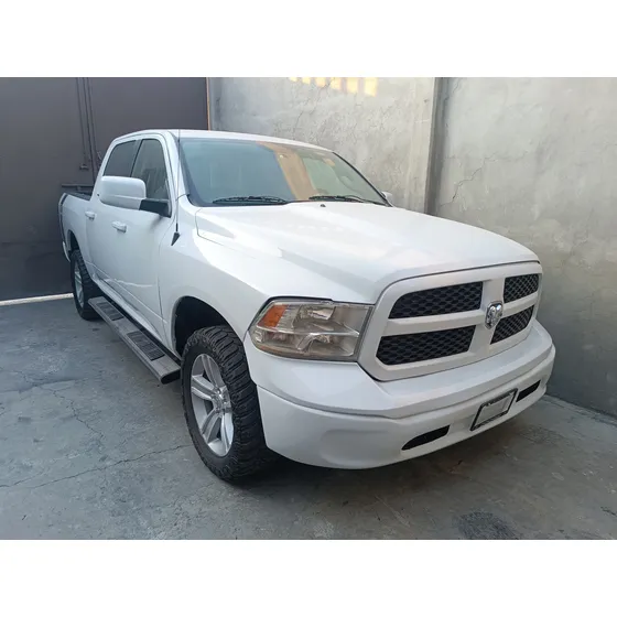 Dodge Ram 2500 Pick Up Ram Crew Cab Sport 4x4