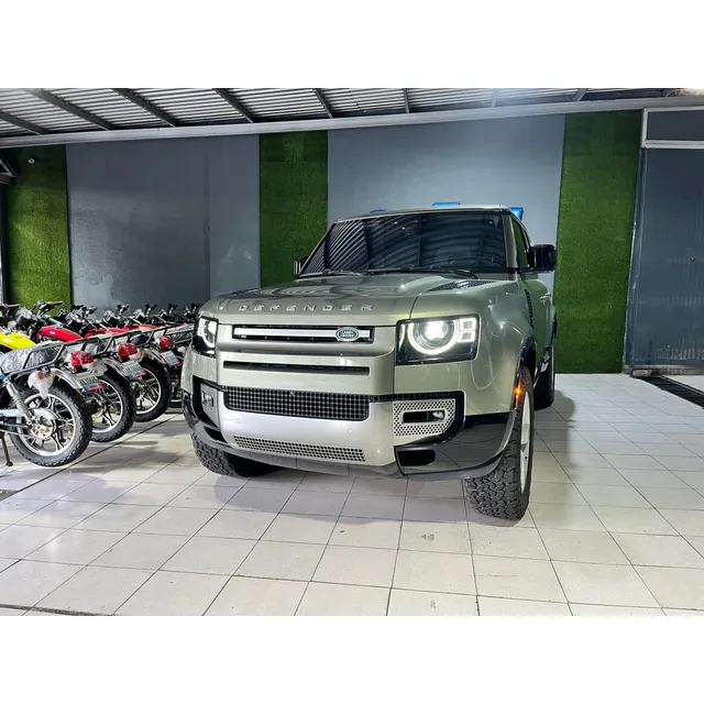 Land Rover Defender .