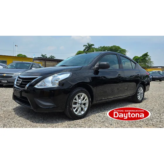 Nissan Versa 1.6 Drive Mt