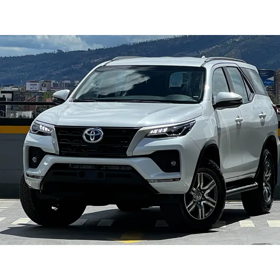 Toyota Fortuner 2.8 Diesel Sr 4x4 At