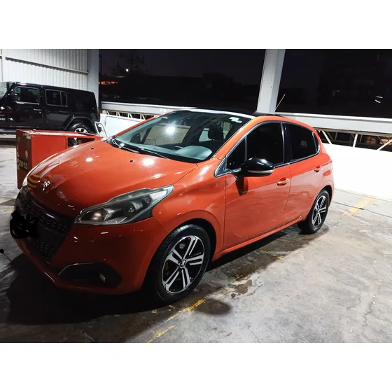 Peugeot 208 1.6 Féline Mt
