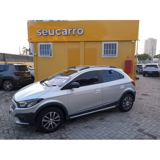 Chevrolet Onix Chevrolet Onix 1.4 Activ Spe/4 (aut)