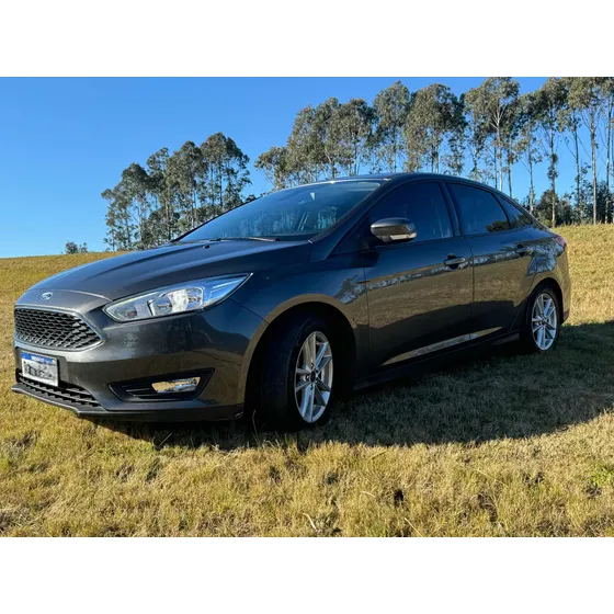 Ford Focus Sedan 1.6