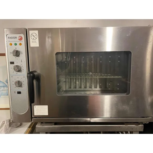 Horno Electrico Industrial Fagor.  6 Bandejas.  Esta Nuevo.