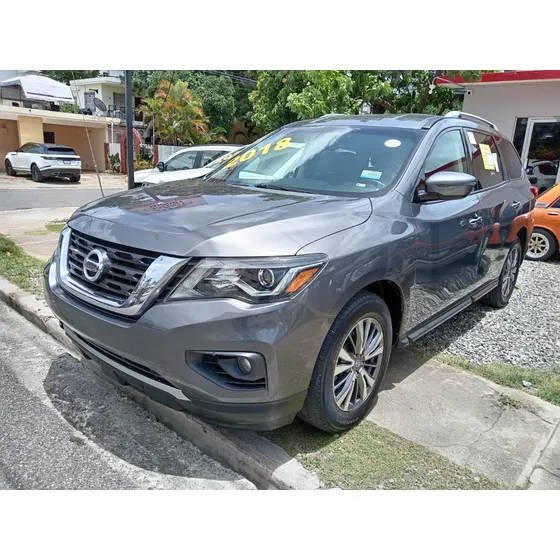 Nissan Pathfinder Americana