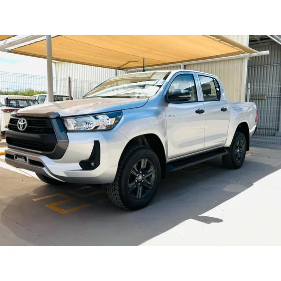 Toyota Hilux 2.7 Cabina Doble Sr Mt