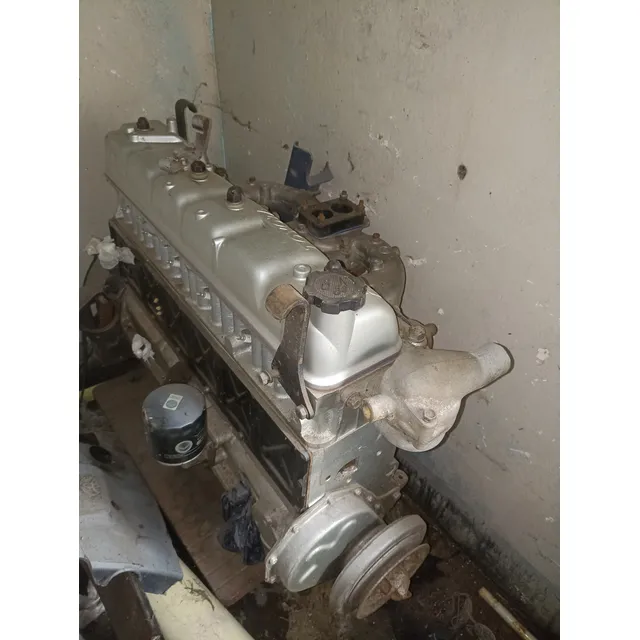 Motor Toyota 2f Remanufacturado Con Caja Y Accesorios