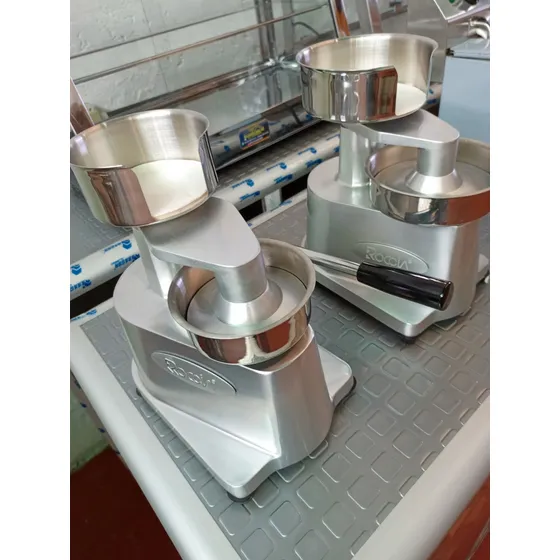 Prensa Formadora Para Carne De Hamburguesa 100mm Roccia