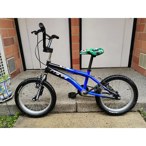 Bicicleta Azul, Rin 16, Con Tarjeta De Propiedad