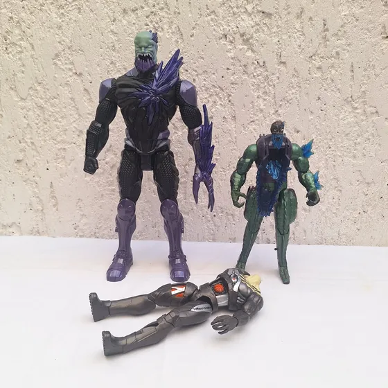 Max Steel Extroyer Ultra Ataque Y Cocodrilo Mutante
