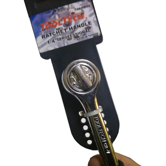Llave Rachet 1/4 Clásico Reversible Tooltech