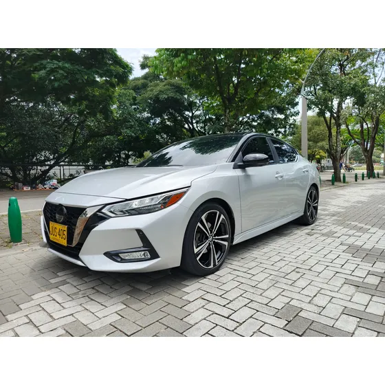 Nissan Sentra 1.8 B17 Fl Exclusive