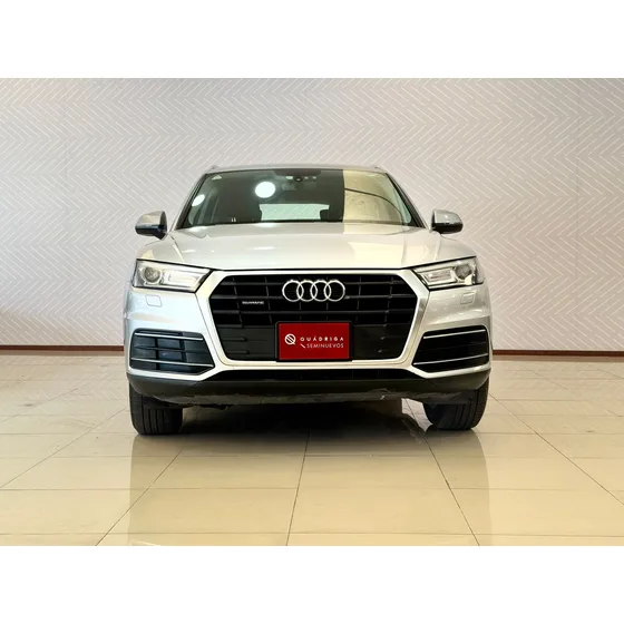Audi Q5 2.0 L4 Dynamic S-tronic At