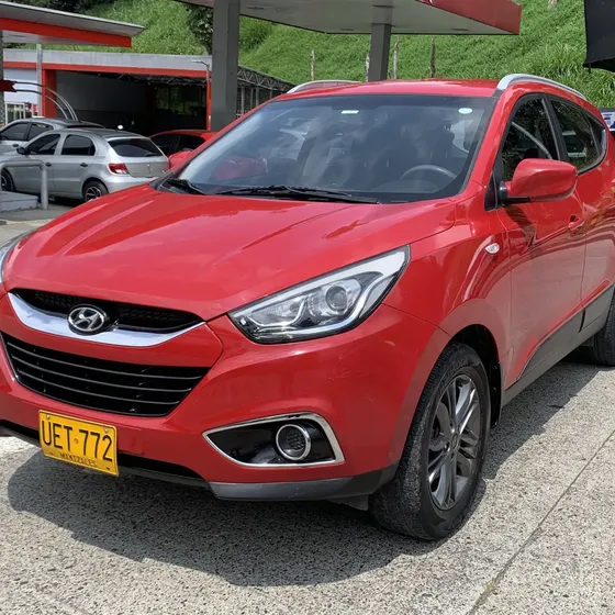 Hyundai Tucson Ix-35 2016 Ix35 Gl 2.0 Mt 4x2 Modelo 2016