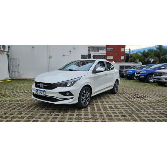 Fiat Cronos 1.8 16v Precision
