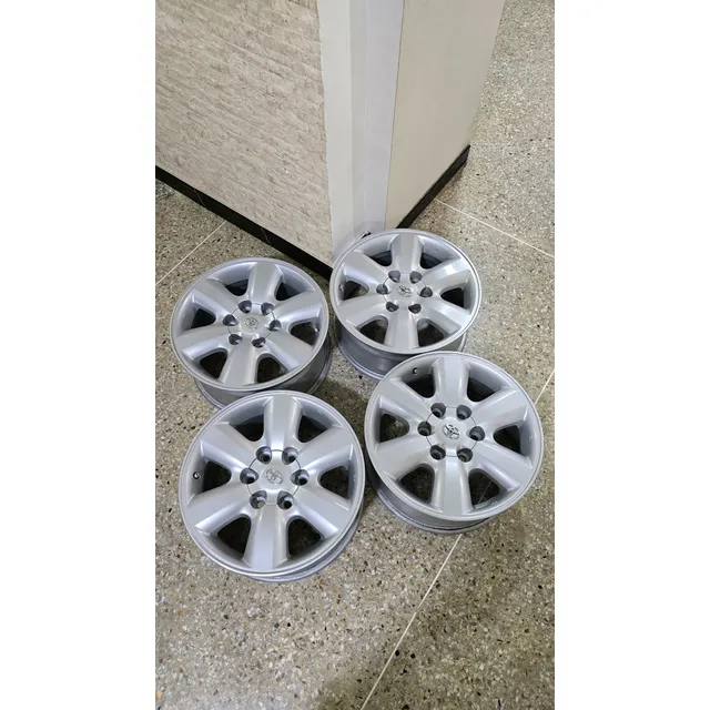 Rines Para Fortuner 17  Se Vende El Juego Completo,