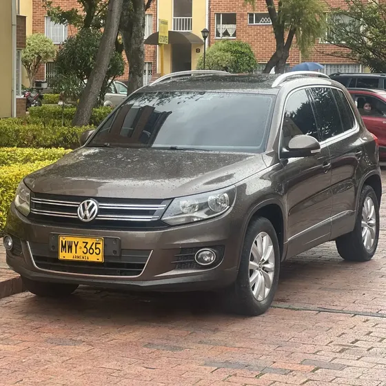 Volkswagen Tiguan 2014 2.0 Sport & Style
