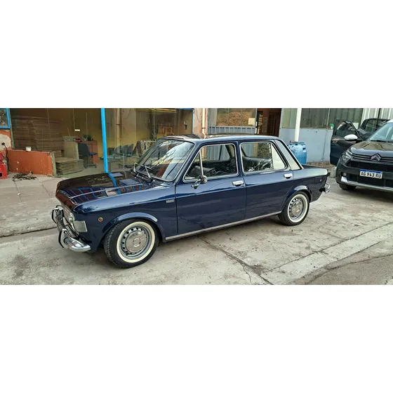 Fiat 128 Berlina Lujo