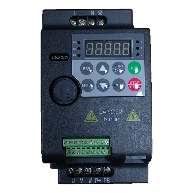 Variador De Velocidad 3hp 2.2kw Monofasico A Trifasico 220v
