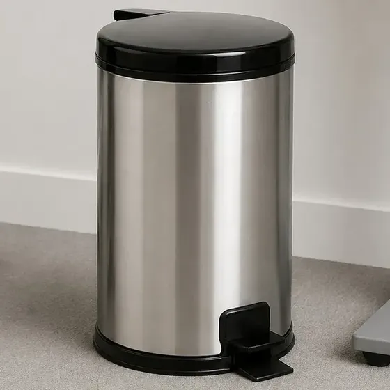 Lixeira Inox 5l Pedal Tampa Antiodor Cozinha Banheiro Preta Preto
