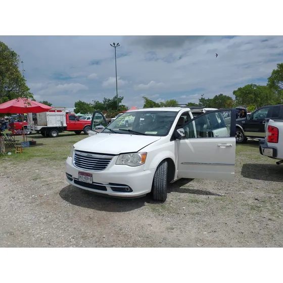 Chrysler Town & Country 3.6 Touring Mt