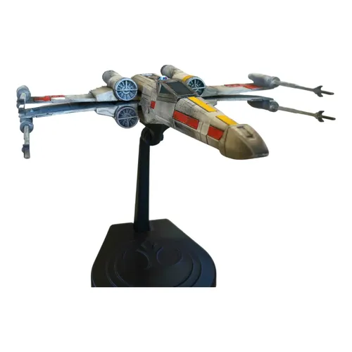 Nave Star Trek U.s.s Voyager Ncc-74656 1:850 C/ Luz Bandai