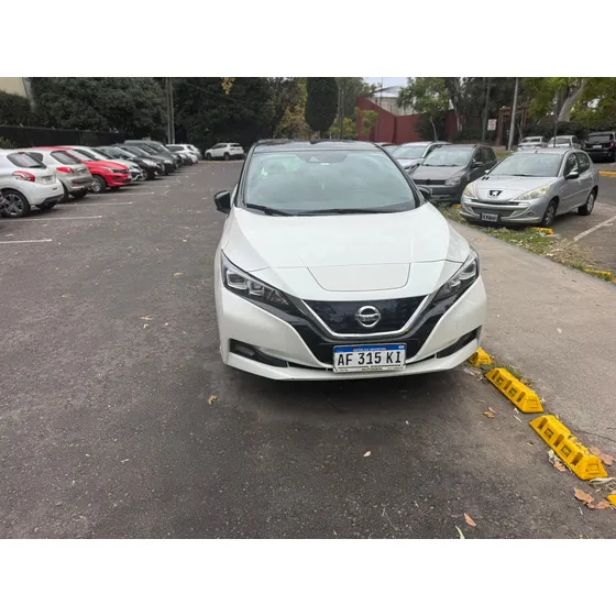 Nissan Leaf Exclusive