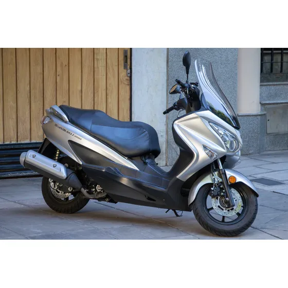 Suzuki Burgman 200
