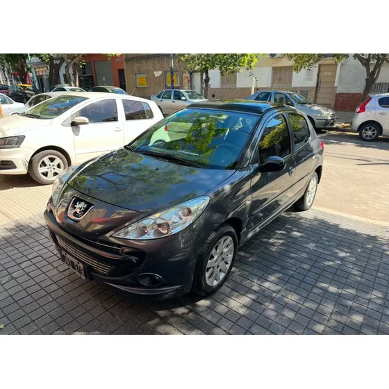 Peugeot 207 1.6 Xt