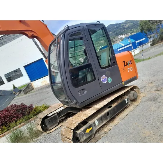Vendo O Alquilo Hitachi Zx70 Año 2017